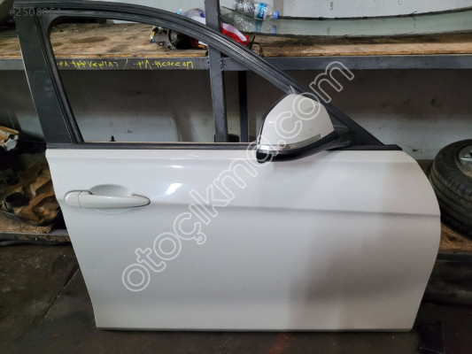 BMW F30 ORJİNAL SAĞ ÖN  KAPI ÜÇEL OTO