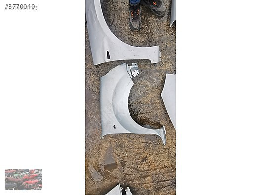 RENAULT KANGOO 1 - 2 SAĞ ÖN ÇAMURLUK