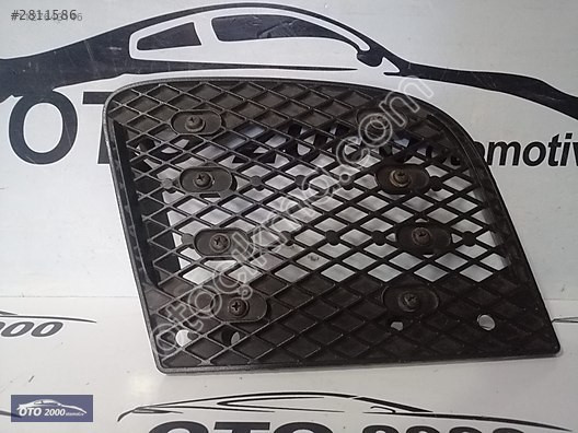 420807697A AUDİ R8 TAMPON IZGARASI ARKA SOL