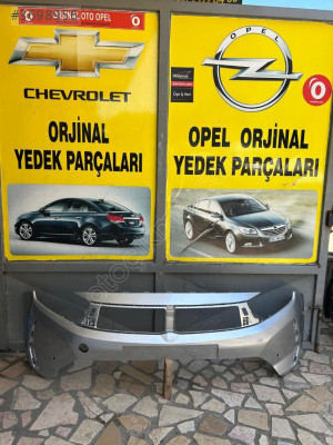Opel Corsa f makyajlı kasa ön tampon 2024/2025
