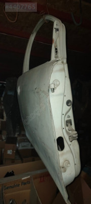 Ford Focus sag ön kapı