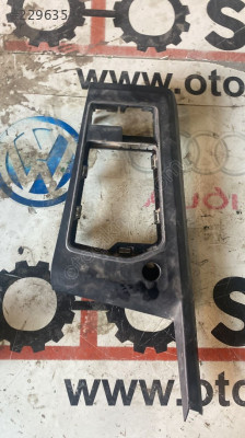 5H1864263 vw golf 8 vites topuzu ve düğme çerçevesi