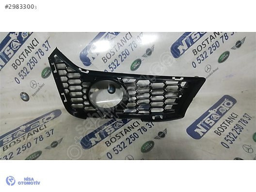 BMW 3 SERİSİ F30 KASA SAĞ SİS IZGARA ÇERÇEVESİ M3 10111147