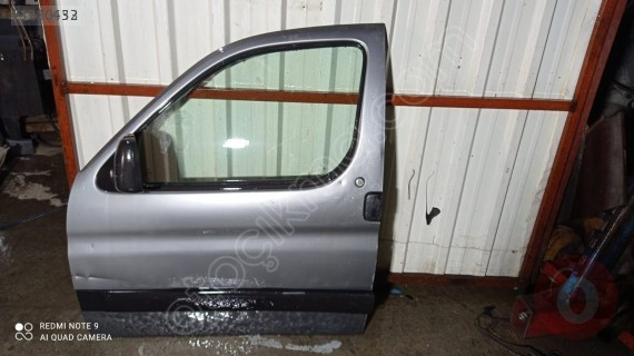 Peugeot Partner sol ön kapı