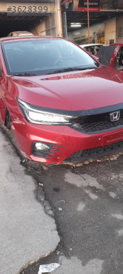 2021 VE 2025 HONDA CİTY SAG ÖN FAR