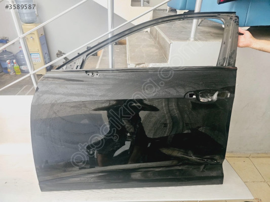 2020/2024 AUDİ A6 SİYAH SOL ÖN KAPI ORJINAL