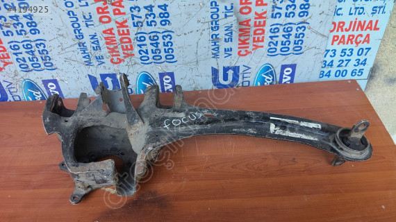 FORD FOCUS ARKA SALINCAK ÇIKMA ORJİNAL 4m51