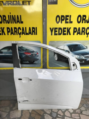 Chevrolet aveo t300 sağ ön kapı