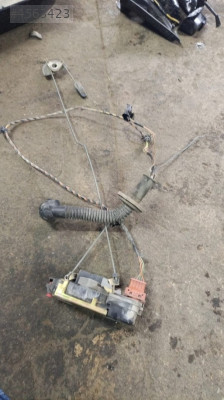 Pejo 206 sol arka kapı kilidi tesisat