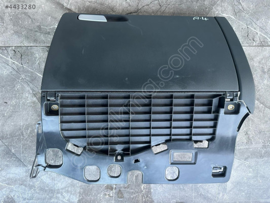 AUDI A4 TORPİDO KAPAĞI EGE OTOMOTİV BURSA