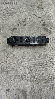 A0008306485KZ MERCEDES W638 VİTO KALORİFER KUMANDA PANELİ