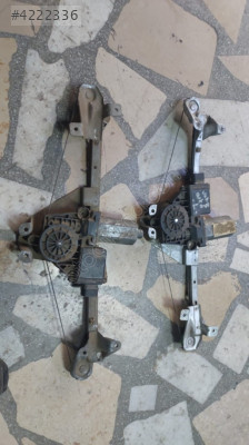 Çıkma Opel Astra G Arka Sağ-Sol Cam Krikosu