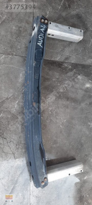 AUDİ A4 TAMPON DEMİRİ HATASIZ ÇIKMA EGE OTOMOTİV