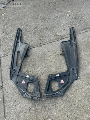 BMW F10 KAPUT İÇ PLASTİKLERİ ORJİNAL ÇIKMA