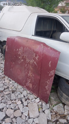 Honda Accord '83 Model Motor Kaputu Yedek Parçası