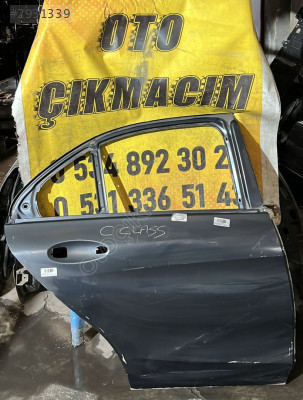 MERCEDES C SERİSİ W205 SAĞ ARKA KAPI