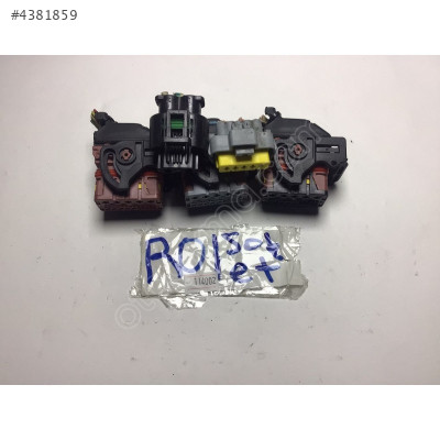 Peugeot 307 Citroen R01 Sigorta Soketi