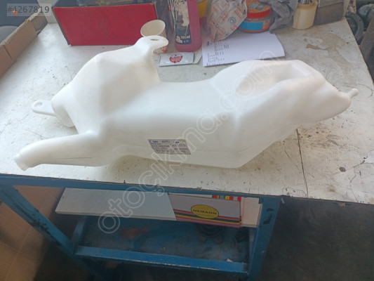 FİAT DOBLO CAM SUYU BİDONU 46767203