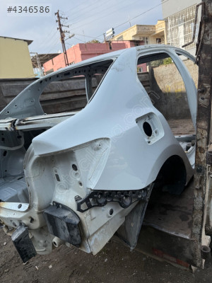 2016 Renault Symbol Sağ Arka Çamurluk