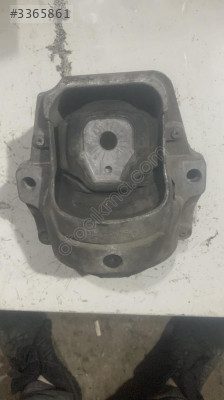 8R0199381 audi a4 Q5 passat b8 sol motor takozu