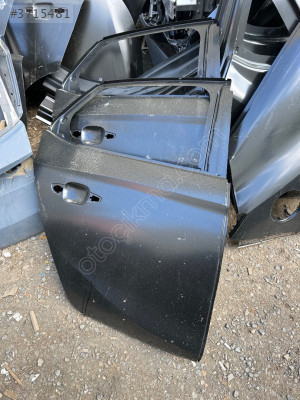 Opel Corsa f sağ arka kapı