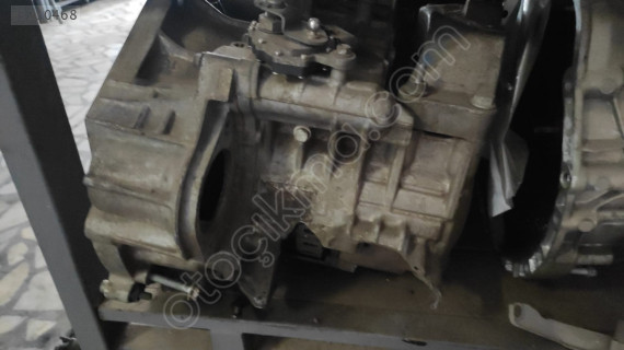 VOLKSWAGEN JETTA BENZİNLİ 09G321105B OTOMATİK ŞANZIMAN