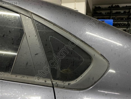 2023 Kia Cerato  Sol Arka Kelebek Camı