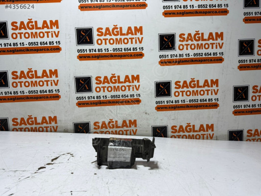 ÇIKMA RENAULT ZOE 2015 SİGORTA RÖLE KUTUSU OEM 243111628R