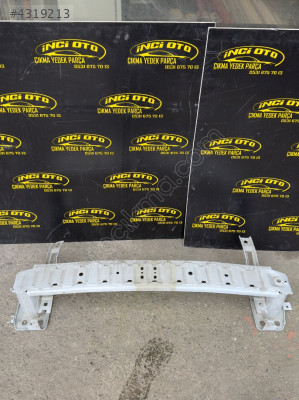 2021 Ford Courier ön tampon demiri hatasız çıkma orijinal