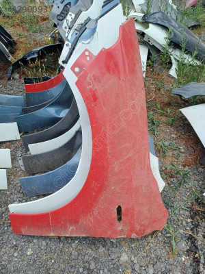 FİAT EGEA SOL ÇAMURLUK ORJİNAL ÇIKMA KIRMIZI