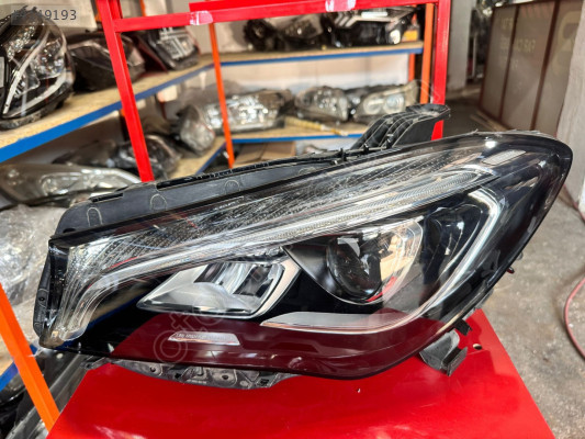 Mercedes w117cla makyajlı sol far