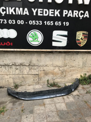 AUDİ Q3 ÖN SPOİLER