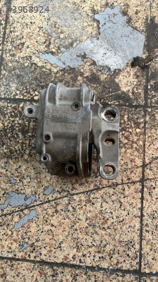Jetta motor kulağı 1k0199262