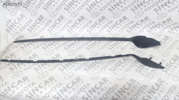HYUNDAİ TUCSON 2021 2024 ÖN CAM ÇITASI SAĞ SOL ÇIKMA ORJİNAL