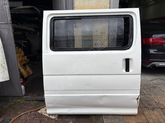 TOYOTA Hİ-ACE SAĞ SÜRGÜLÜ KAPI