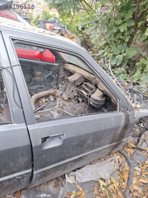 Renault 21 Concorde sağ ön kapı