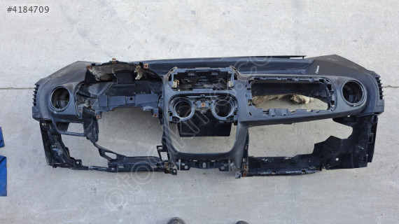 fiat fiorino 2018 çıkma orjinal boş göğüs/torpido (son fiyat)