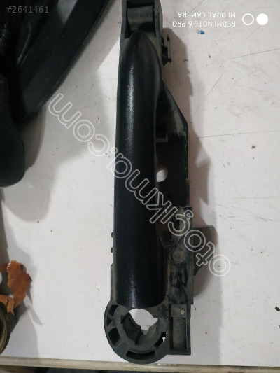 RENAULT CLİO 3 SAĞ ARKA KAPI KOLU
