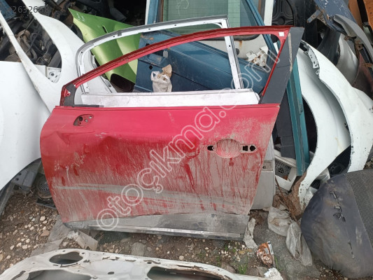 Renault Clio 4 sol ön kapı