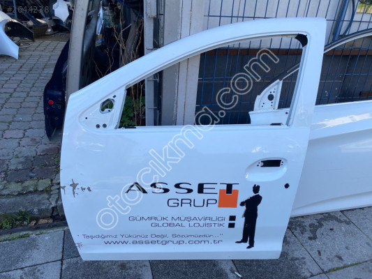 renault clio sembol çıkma sol ön kapı