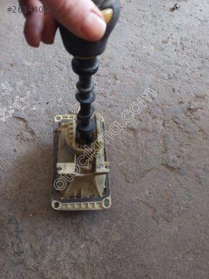 Renault Kango vites kolu