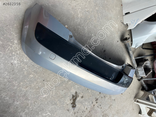 Renault Megan 2 arka tampon çıkma hacback