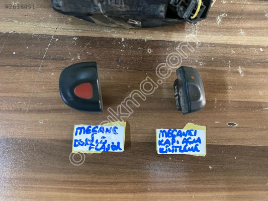 RENAULT MEGANE 1 DÖRTLÜ FLAŞÖR DÜĞMESİ ORJİNAL ÇIKMA