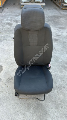 renault megane 3 2012 çıkma orjinal sağ ön koltuk (son fiyat)