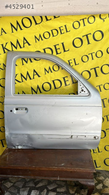 FORD RANGER SAĞ ÖN KAPI