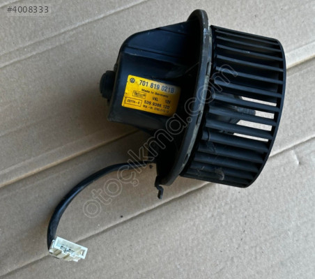 VW TRANSPORTER T4 96-03 701819021B 703820022 893819021
