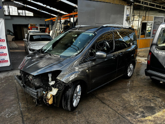 FORD COURİER SOL ÖN KAPI HATASIZ
