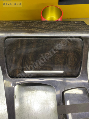 BMW F10 ORTA KONSOL AHŞAP DESEN