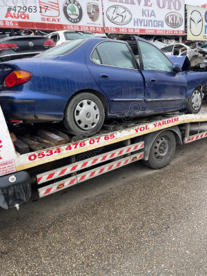 2000 model Hyundai elentra çıkma orjinal sağ arka kapı