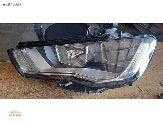 Unallar Oto'da Audi A3 Sol Ön Far Çıkma Yedek Parça
